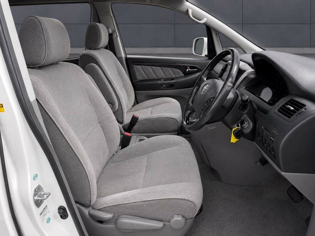 Toyota Alphard #12