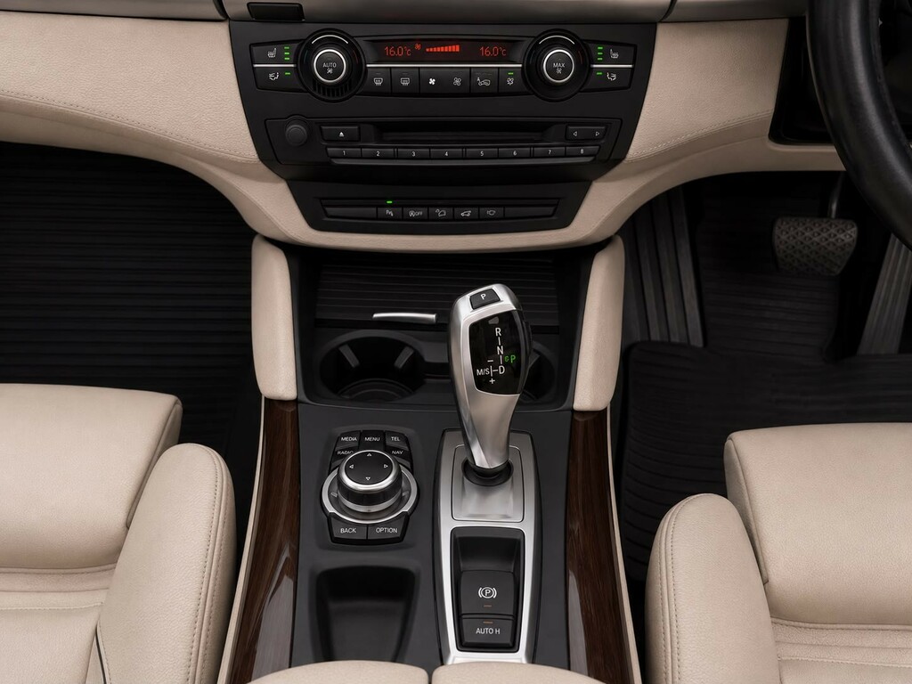 BMW X6 3.0 X6 Xdrive30d 4Wd White #19