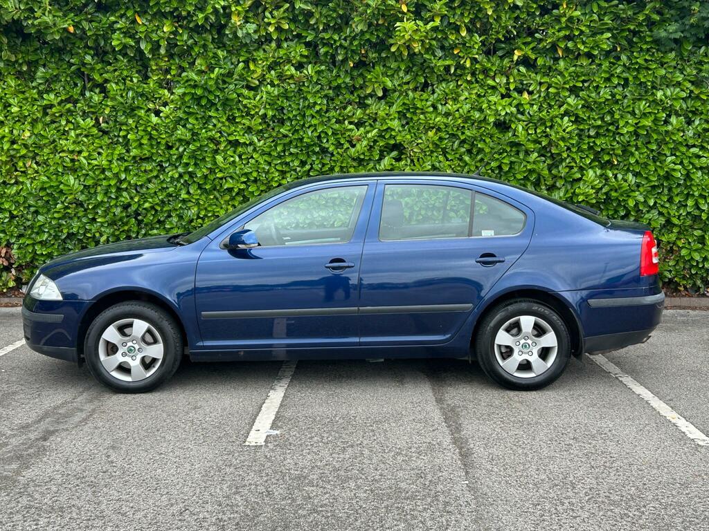 Skoda Octavia Ambiente Blue #4
