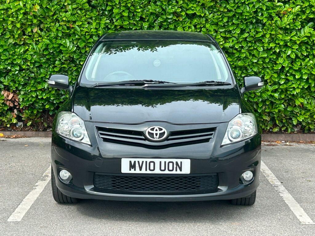 Toyota Auris Sr Black #2