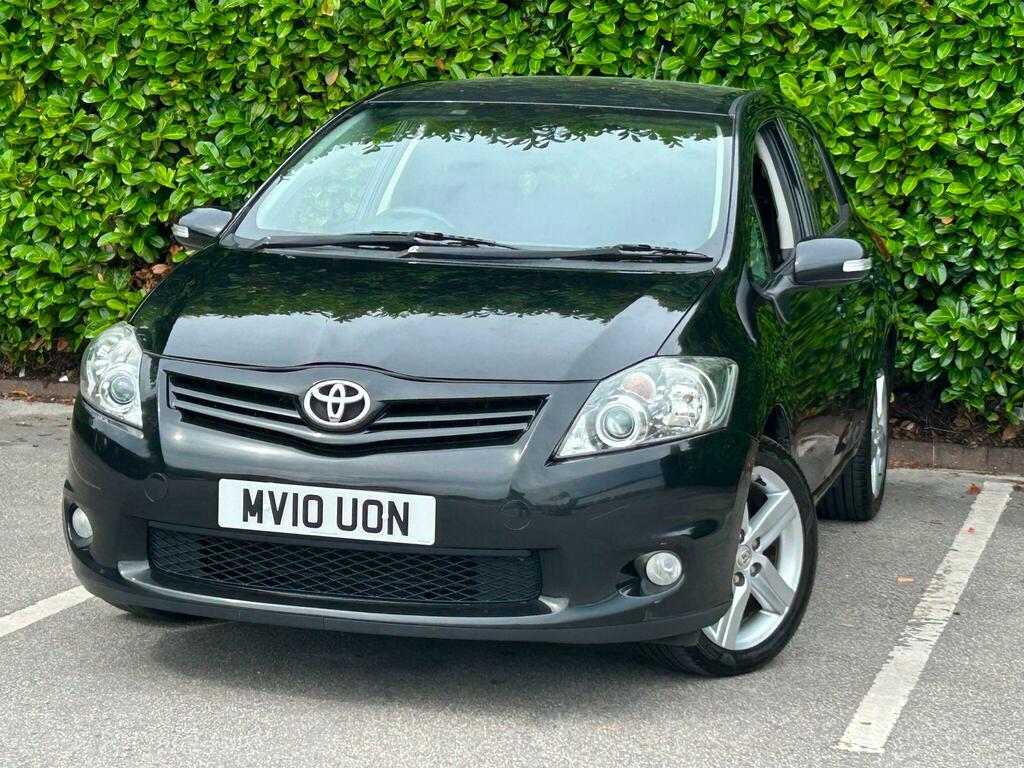 Toyota Auris Sr Black #3