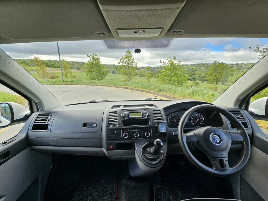 Volkswagen Transporter 2.0 Tdi Campervan AX11CXJ White #4