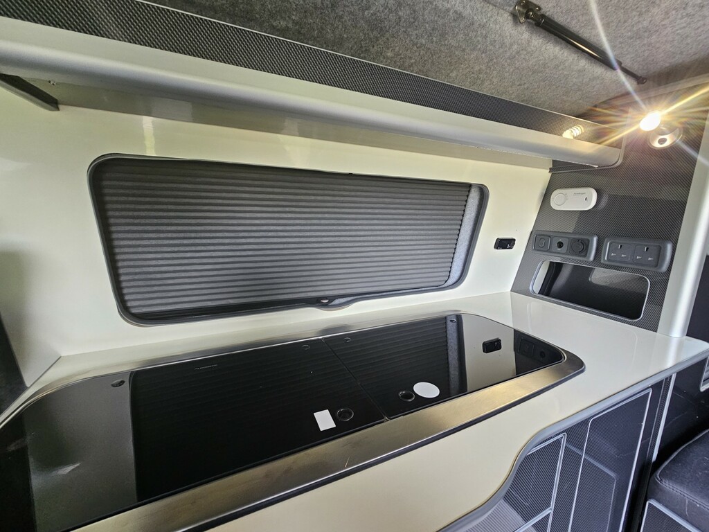 Volkswagen Campervan 2.0L Toilet Kitchen 2 Berth Grey #13