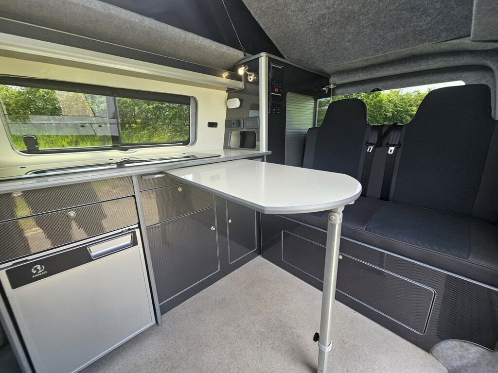 Volkswagen Campervan 2.0L Toilet Kitchen 2 Berth Grey #21