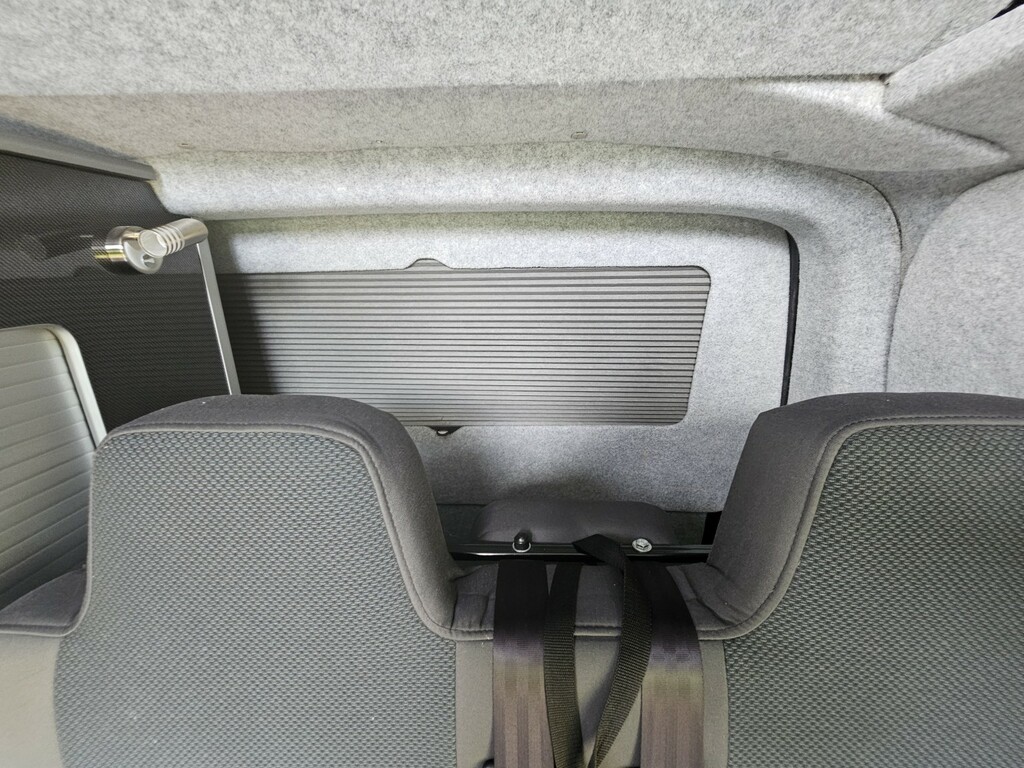 Volkswagen Campervan 2.0L Toilet Kitchen 2 Berth Grey #23