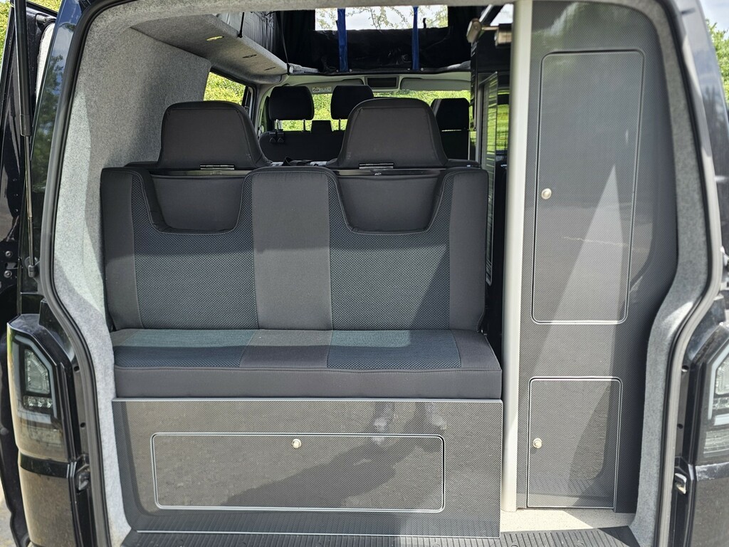 Volkswagen Campervan 2.0L Toilet Kitchen 2 Berth Grey #9