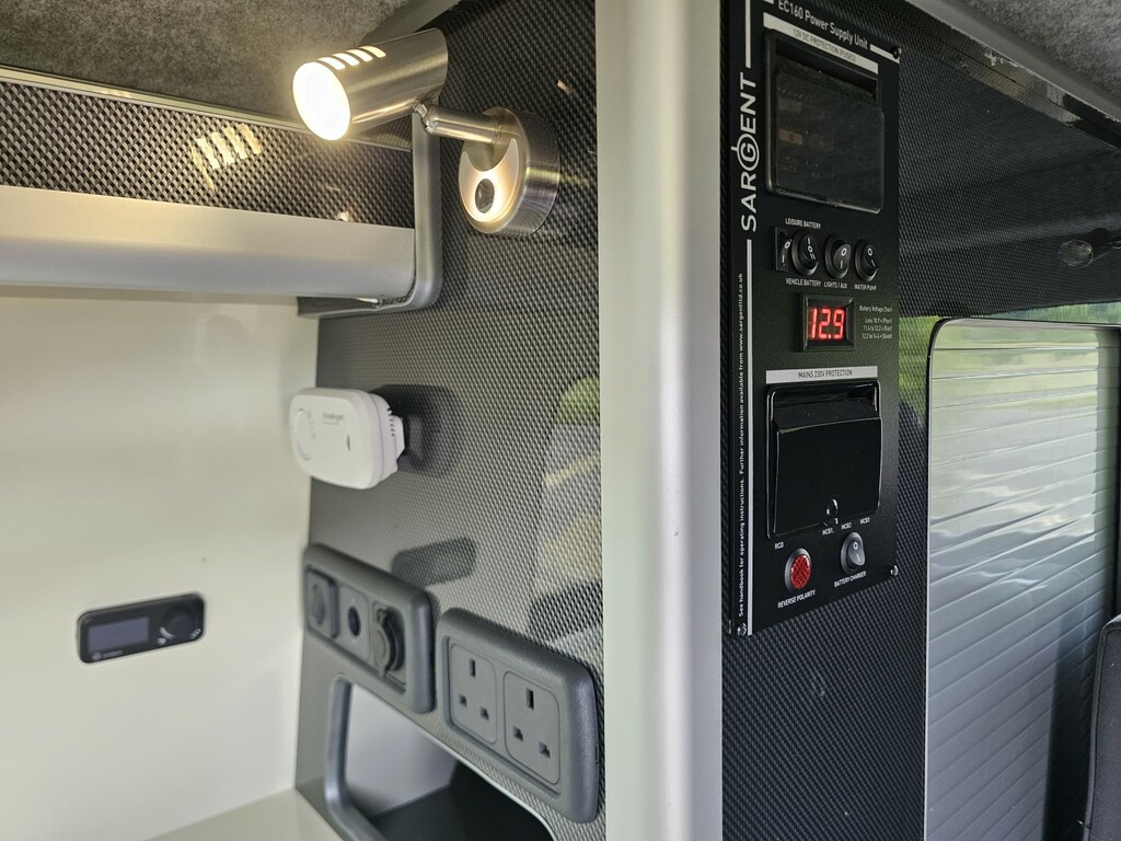 Volkswagen Campervan 2.0L Toilet Kitchen 2 Berth Grey #12