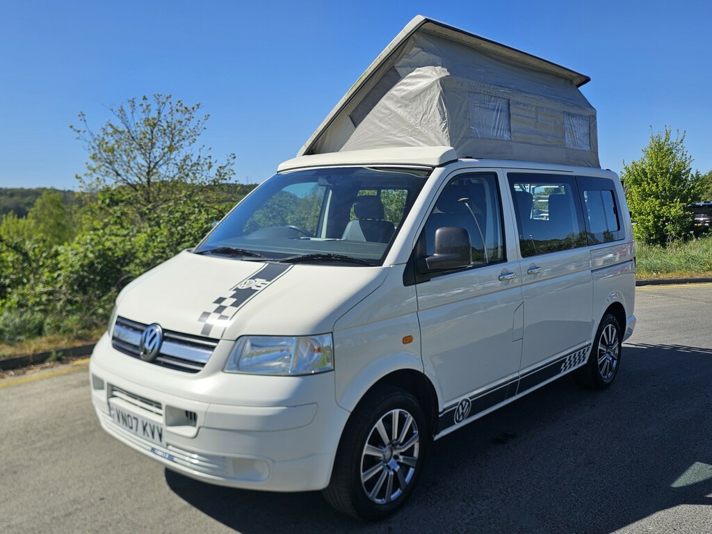 Volkswagen Campervan 2.5L Cr35 White #1