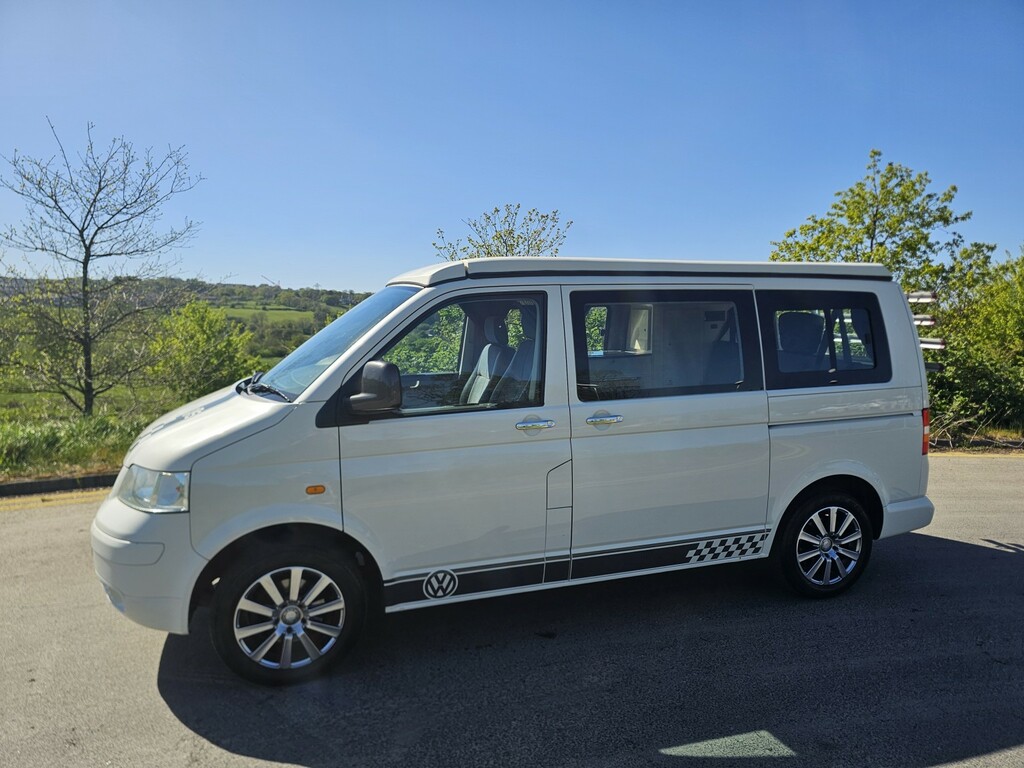 Volkswagen Campervan 2.5L Cr35 White #17