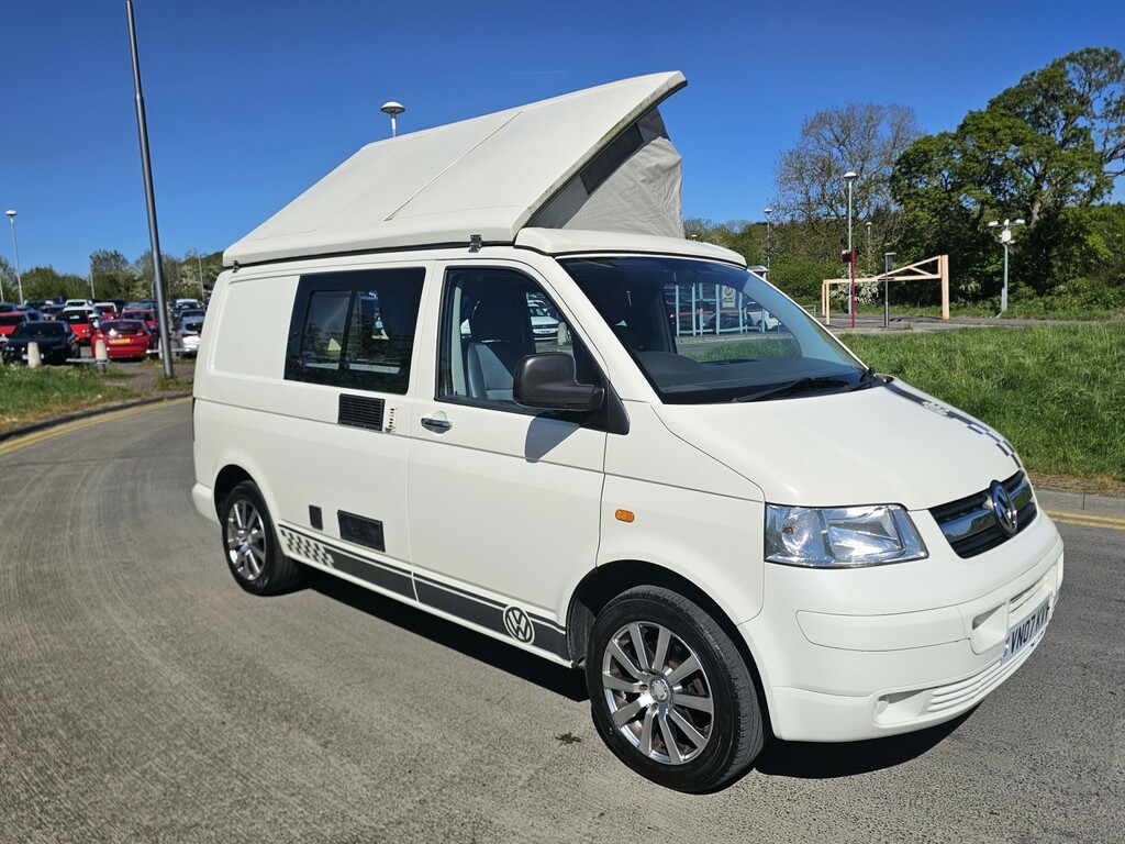Volkswagen Campervan 2.5L Cr35 White #28
