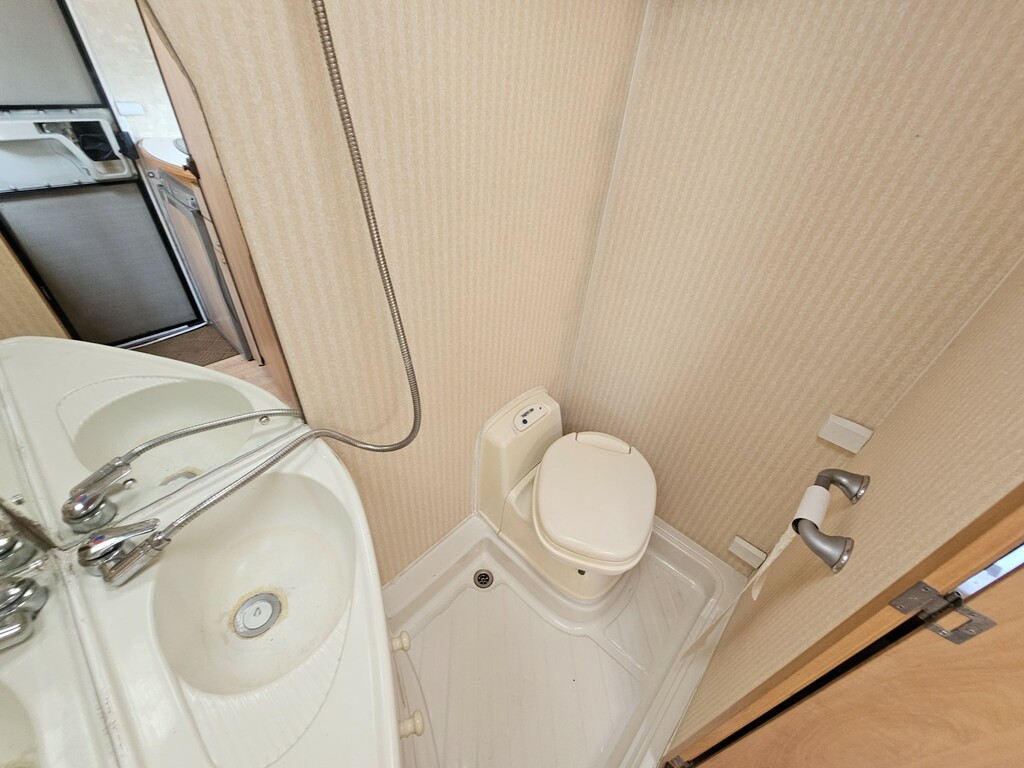 Fiat Ducato Motorhome Roller Team White #8