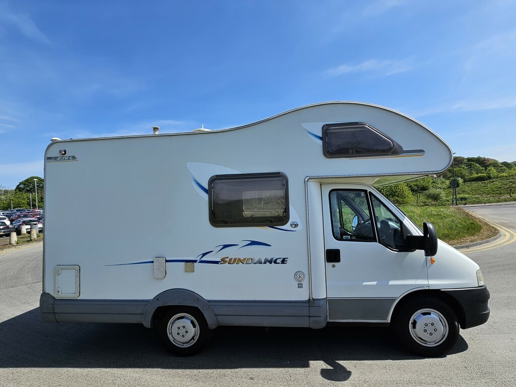 Fiat Ducato Motorhome Roller Team White #11