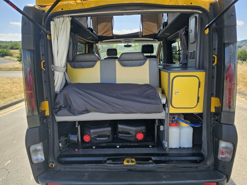 Vauxhall Vivaro Panel Van Di 2700 Swb Pv 200606 White #7