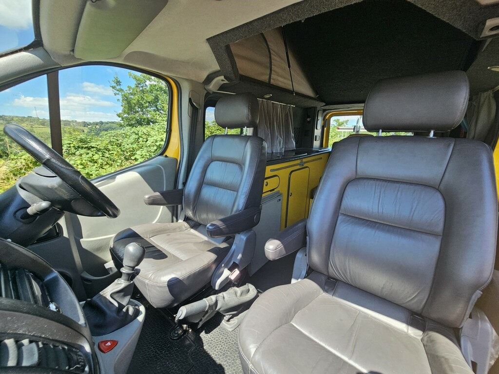 Vauxhall Vivaro Panel Van Di 2700 Swb Pv 200606 White #20