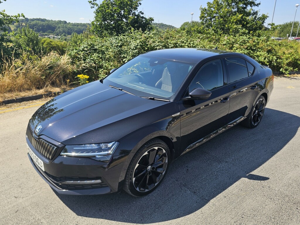 Skoda Superb 2023 1.4 Tsi Iv 13Kwh Laurin Klement Estate Black #8