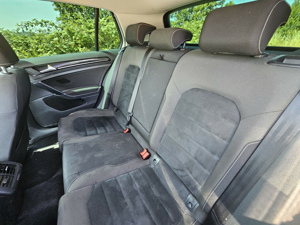 Volkswagen Golf Blue #11