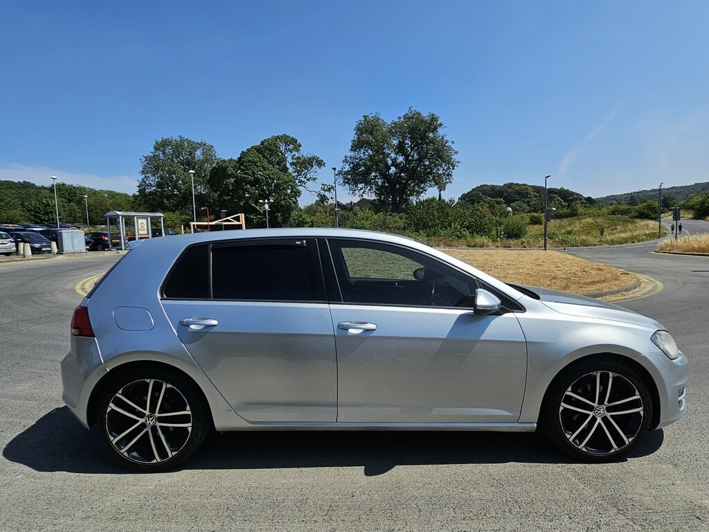 Volkswagen Golf Blue #8