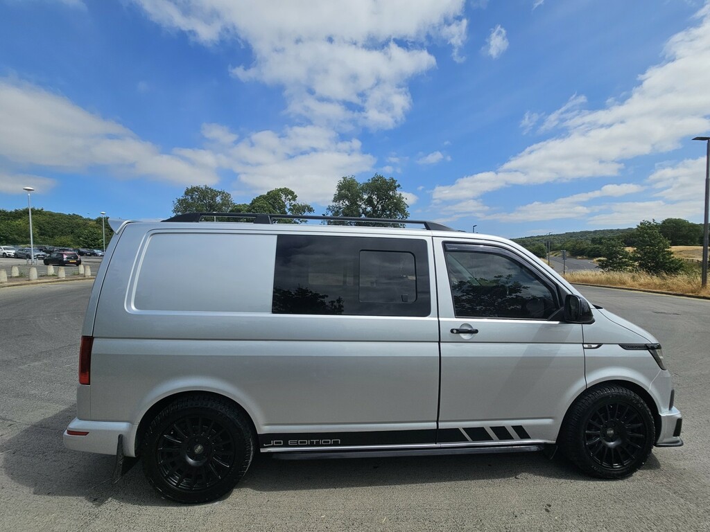 Volkswagen Transporter 2L Highline Beige #11