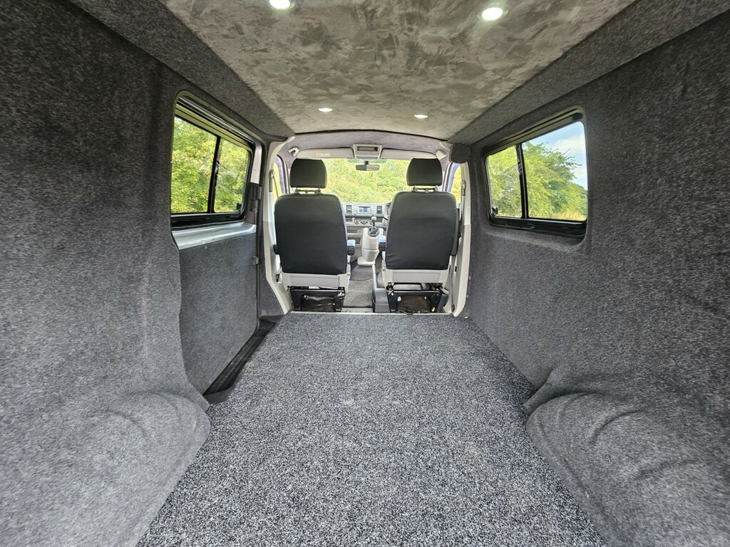 Volkswagen Transporter 2L Highline Beige #20