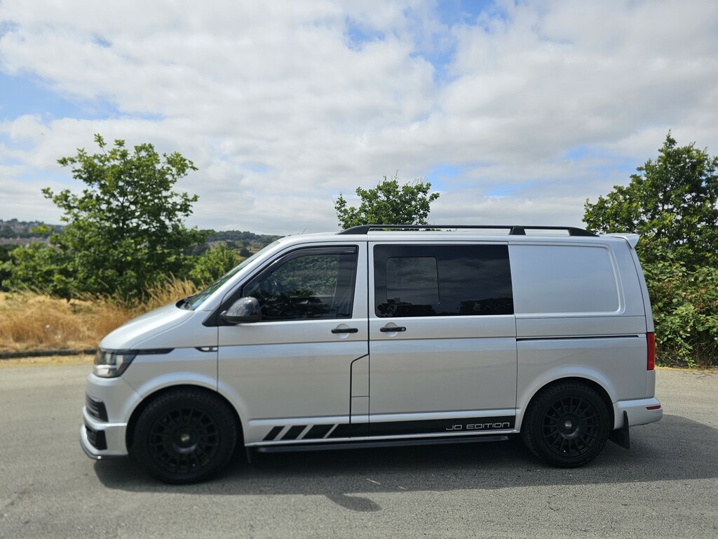Volkswagen Transporter 2L Highline Beige #19