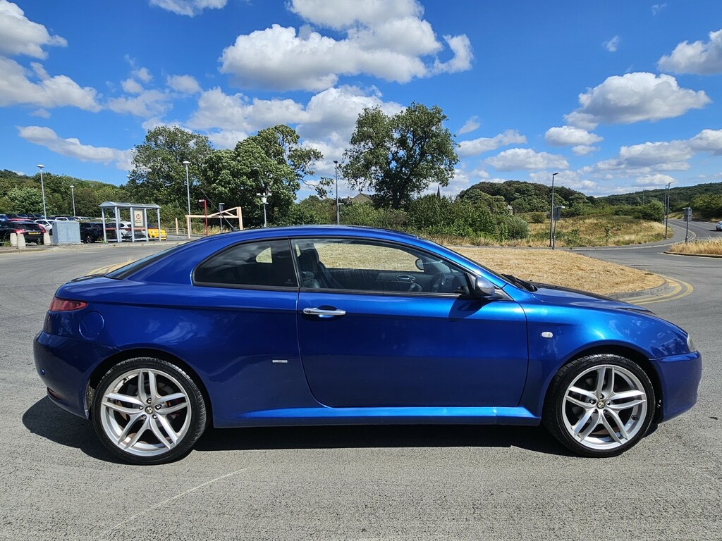 Alfa Romeo GT 1.9 Jtdm 16V Cloverleaf 148 Bhp Red #15