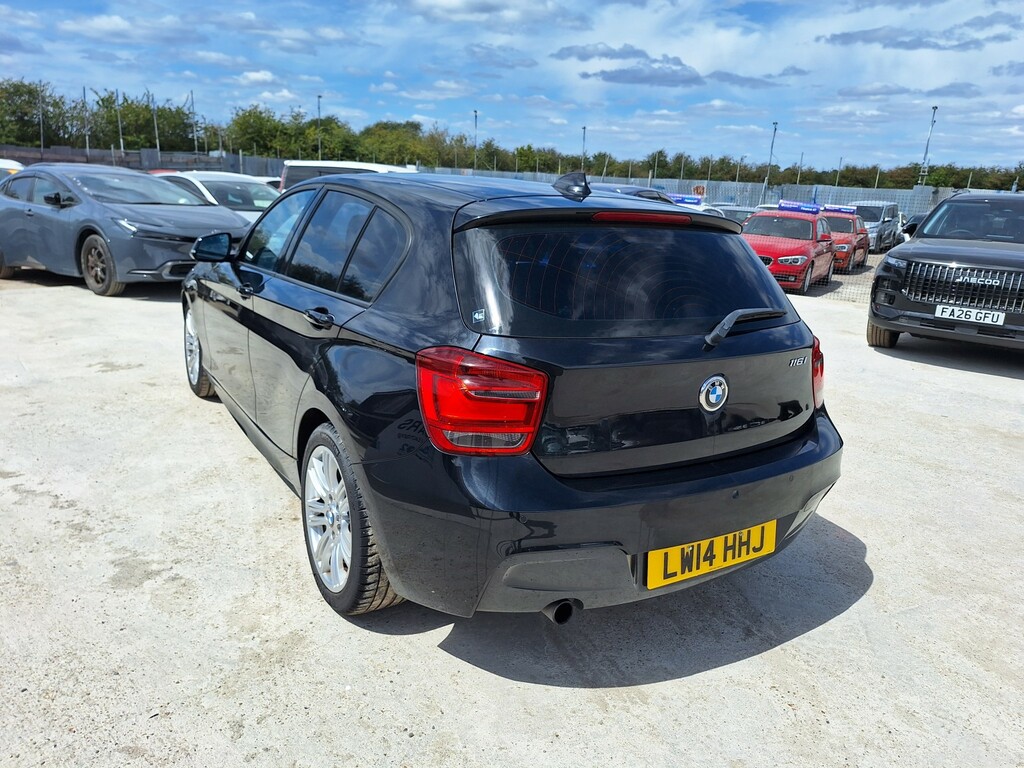 BMW 1 Series Hatchback 1.6 116I Sport 201414 Black #4