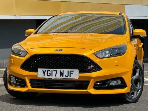 Ford Focus 2.0T Ecoboost St-3 Yellow #4