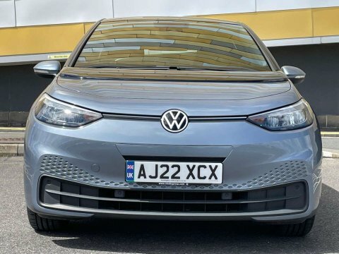 Volkswagen ID.3 Pro Performance 58Kwh AJ22XCX Blue #2