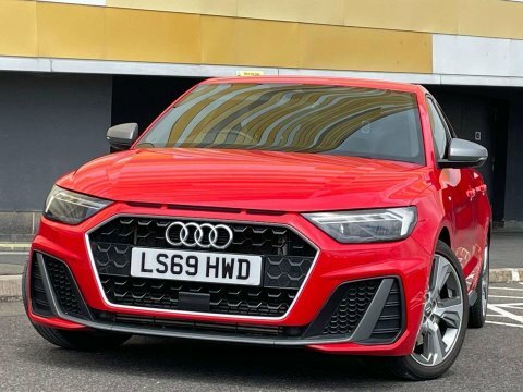 Audi A1 2.0 Tfsi 40 Red
