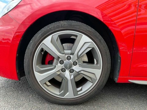 Audi A1 2.0 Tfsi 40 LS69HWD Red #3