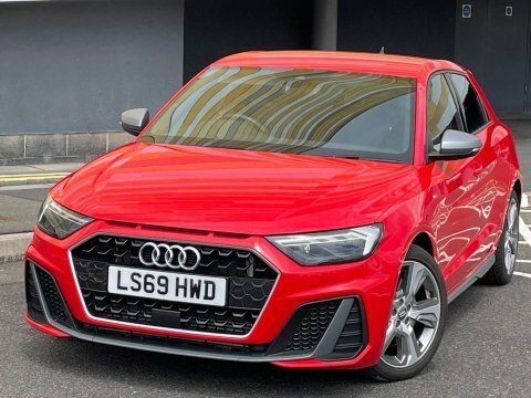 Audi A1 2.0 Tfsi 40 LS69HWD Red #4