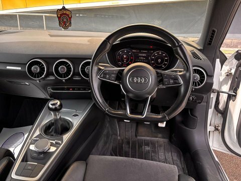 Audi TT 2.0 Tdi Ultra MT65ULH White #4