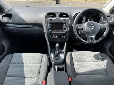 Volkswagen Golf 1.6 Tdi Match Silver #2