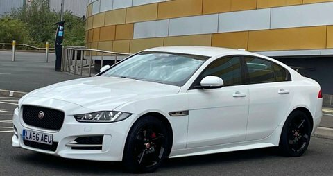 Jaguar XE R-sport Black #12