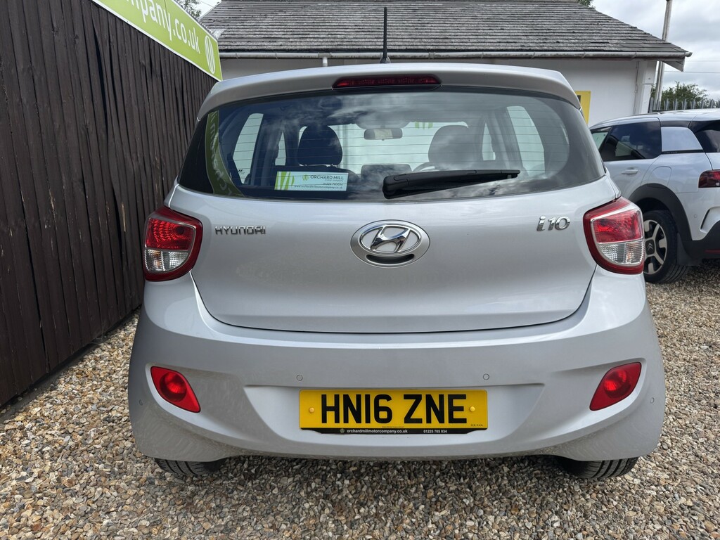 Hyundai I10 Hatchback 1.2 I10 Prem Se 1.2 Blue Int 2016 HN16ZNE Grey #5