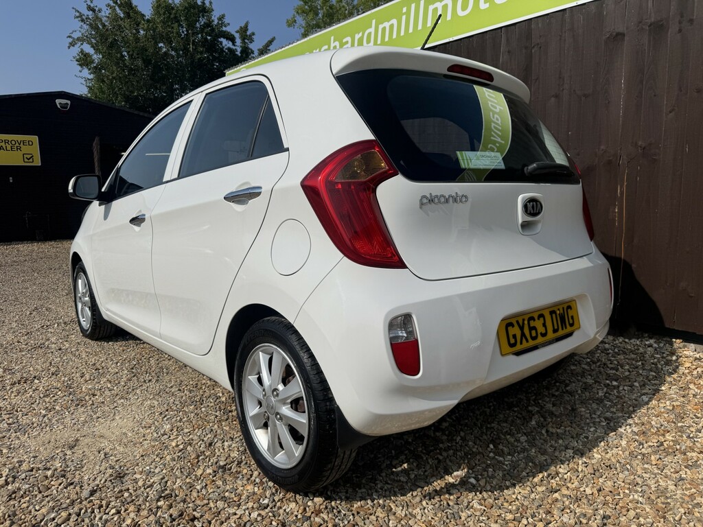 Kia Picanto Hatchback 1.0 2 2013 White #4
