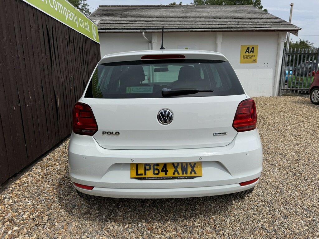 Volkswagen Polo Hatchback 1.0 Bluemotion Tech Se Design 2015 LP64XWX White #5