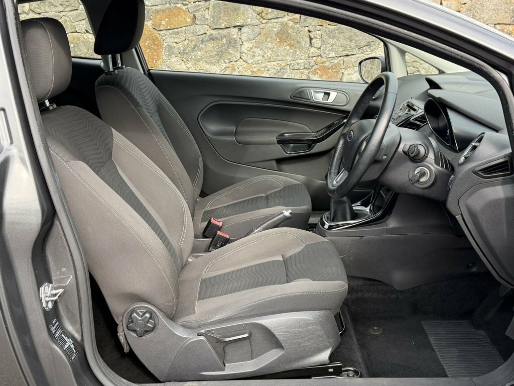Ford Fiesta 1.3L Zetec Grey #5