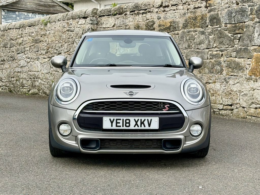 Mini Hatch 2L Cooper S YE18XKV Silver #2
