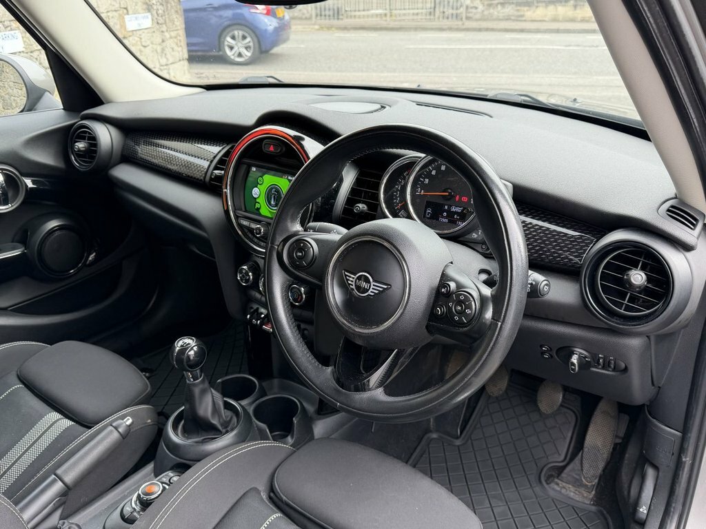 Mini Hatch 2L Cooper S YE18XKV Silver #6