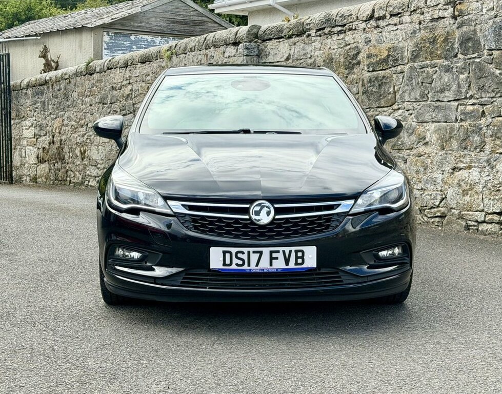 Vauxhall Astra 1.4L Sri Black #2