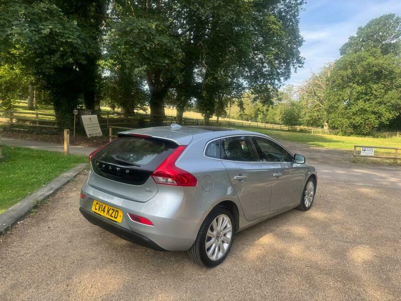 Volvo V40 1.6 D2 Se Lux Silver #4