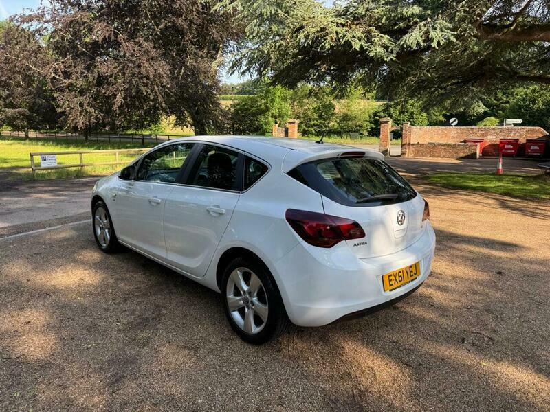 Vauxhall Astra 1.6T 16V Sri Hatchback White #6