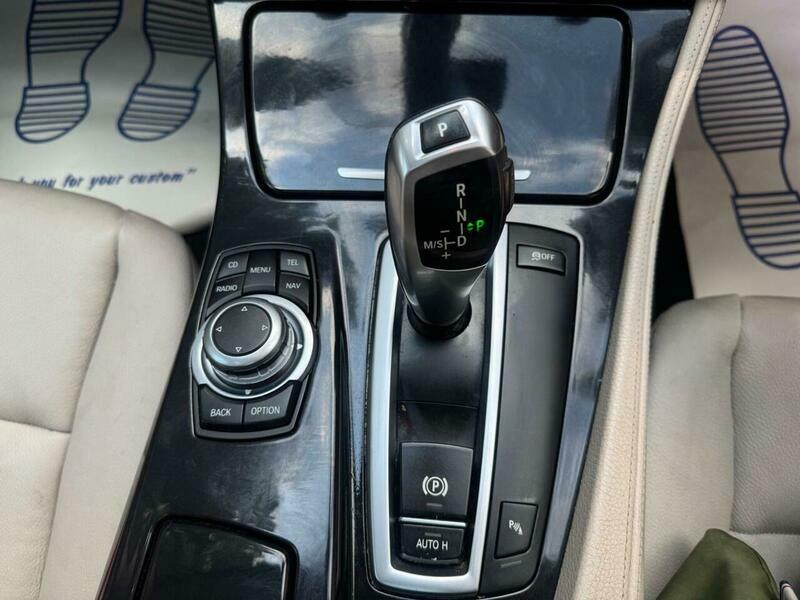 BMW 5 Series  Black #22