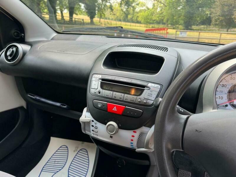 Peugeot 107 Active Black #23