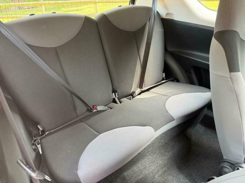 Peugeot 107 Active Black #21
