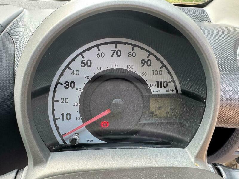 Peugeot 107 Active Black #22