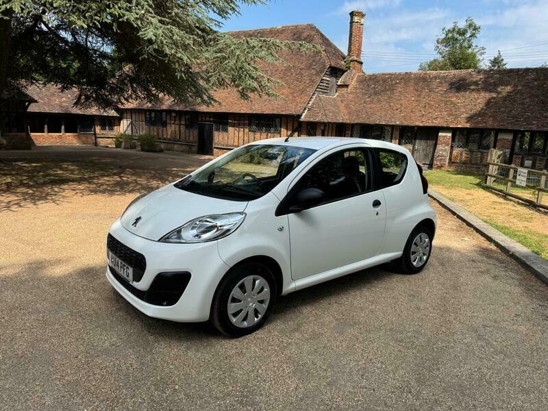 Peugeot 107 Active Black #11