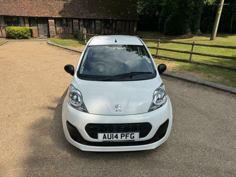 Peugeot 107 Active Black #12