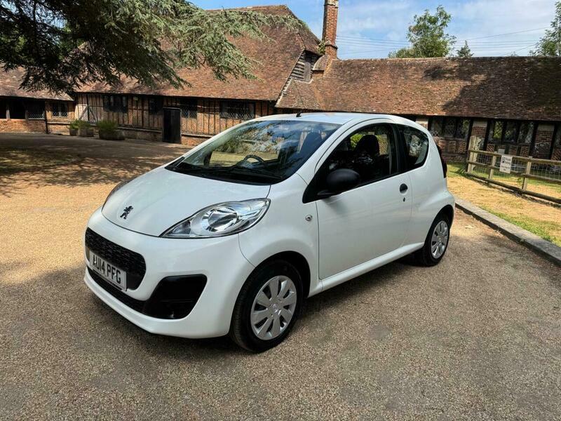 Peugeot 107 Active Black #10